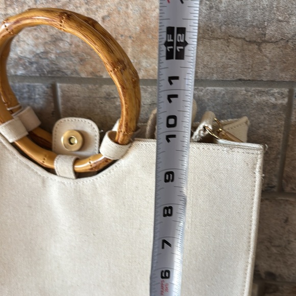 Beaded Citrus Pattern Tote Bag - Picture 5 of 11